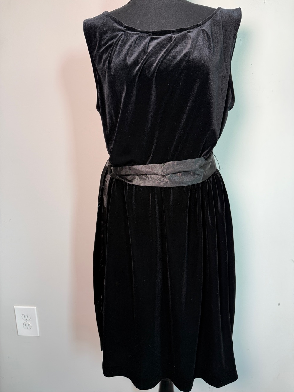 George Velvet Sash Belt Dress Sleeveless Cocktail Holiday Black Sz L